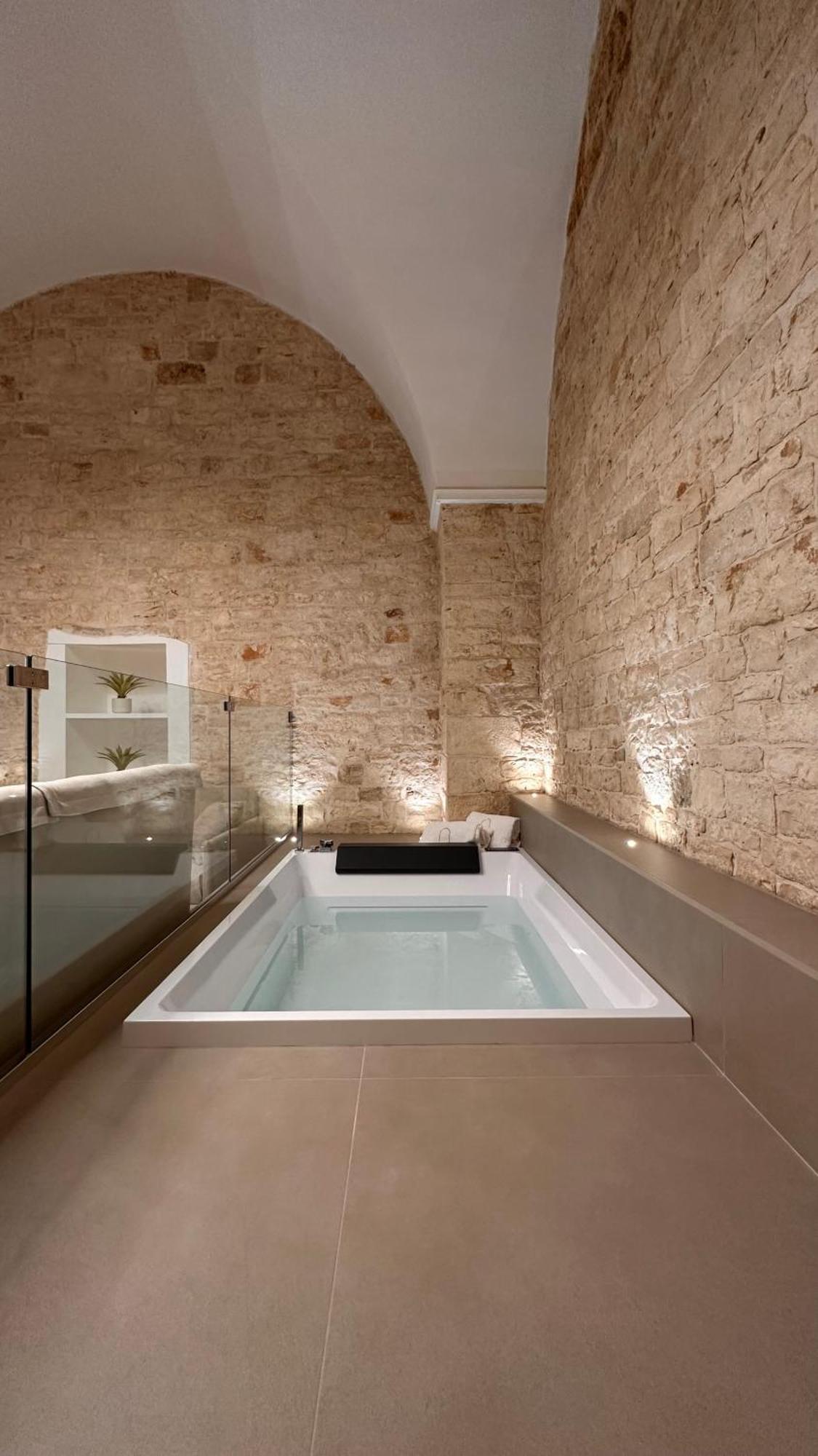 Pietra Antica Luxury Hotel Sannicandro di Bari Exterior photo